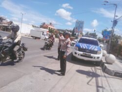 Satlantas Polres Pesawaran Gelar Patroli Siang di Jalur Perbatasan, Tegakkan Kamseltibcarlantas dan Jaga Kamtibmas