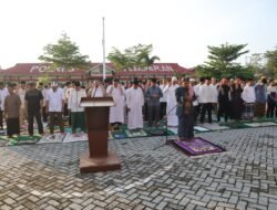 Polres Pesawaran Gelar Sholat Idul Adha 1446 H Bersama Masyarakat, Wujudkan Harmoni dan Kebersamaan