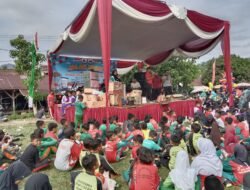 Kecamatan way ratai adakan jalan sehat yang berpusat di lapangan pasar keluih