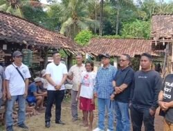 Bersama Peduli: FKWKP dan NasDem Pringsewu Bantu Warga Terdampak Kebakaran di Keputran
