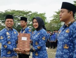 Apel Perdana 2026, Bupati Pringsewu Serahkan SK PPPK Paruh Waktu