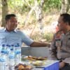 Kapolres Pesawaran Gandeng Wakil Bupati Tinjau Kebun Kakao Way Berulu, Kawal Program Plasma 20 Persen untuk Kesejahteraan Masyarakat