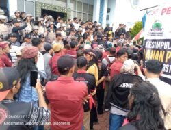 Ribuan Masyarakat Adat Pitu Ngetiyuh Gelar Aksi Damai, BPN Pesawaran Siap Proses Sertipikat Tanah Adat
